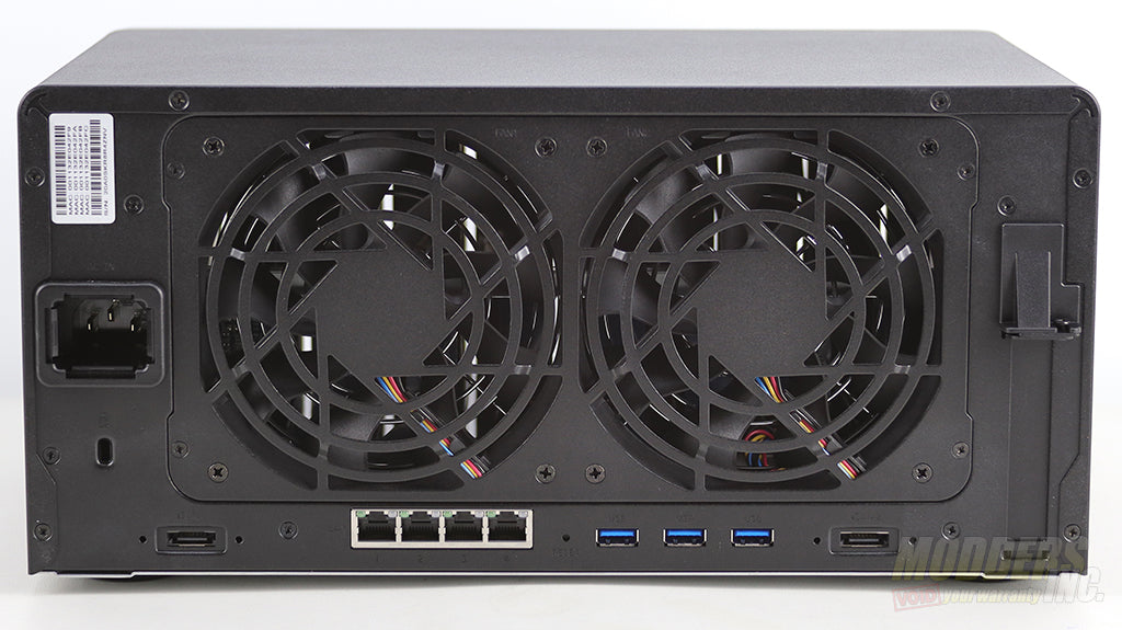 Synology DiskSta tion DS1821+ NAS